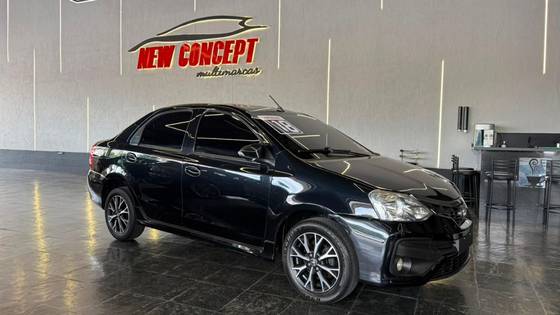 TOYOTA ETIOS 1.5 PLATINUM 16V FLEX 4P AUTOMÁTICO TOYOTA ETIOS 1.5 PLATINUM 16V FLEX 4P AUTOMÁTICO